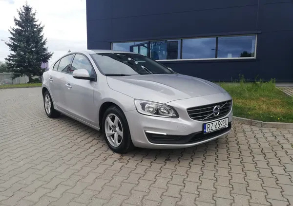 samochody osobowe Volvo S60 cena 44900 przebieg: 123624, rok produkcji 2015 z Rzgów